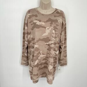 Jenni NWT Women's Long Sleeve Round Neck Sleep Shirt Size M Toffee Candy Camo